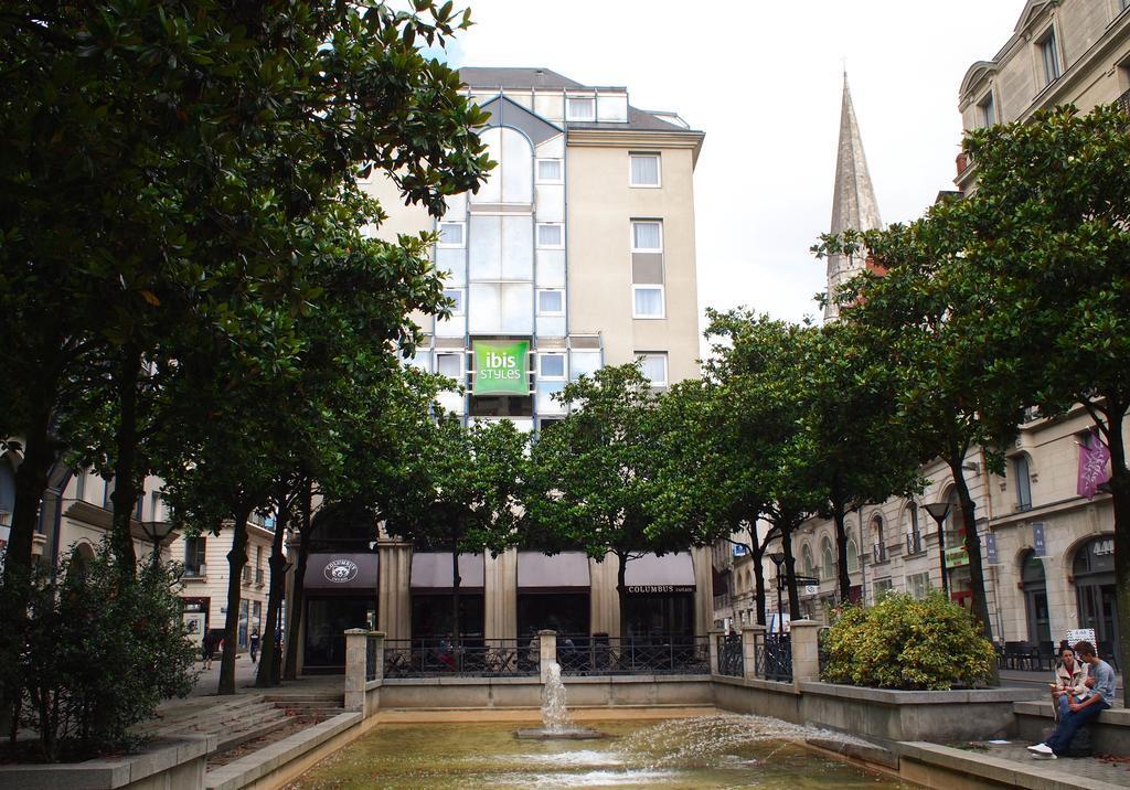 Ibis Styles Nantes Centre Place Royale Exterior foto